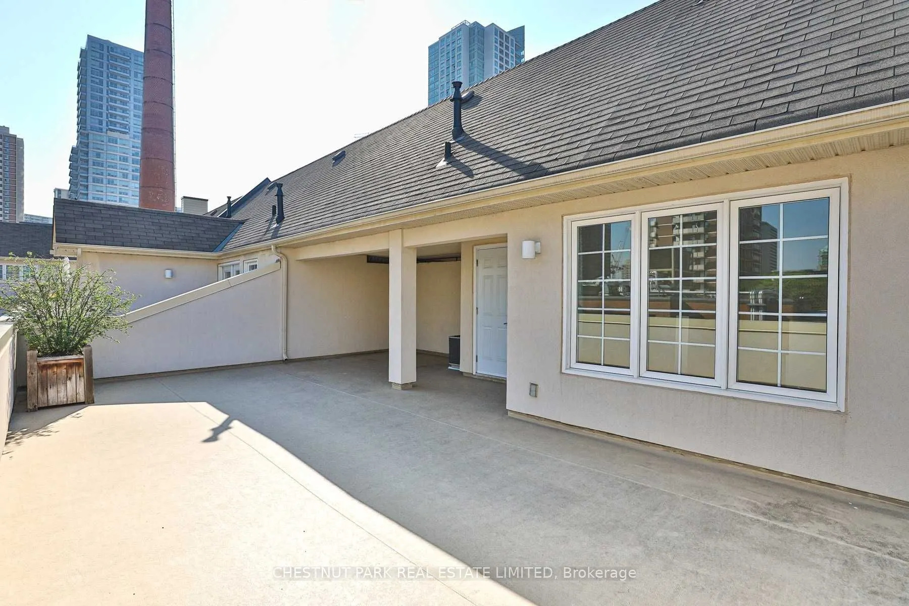 539 Jarvis Street, #Ph2