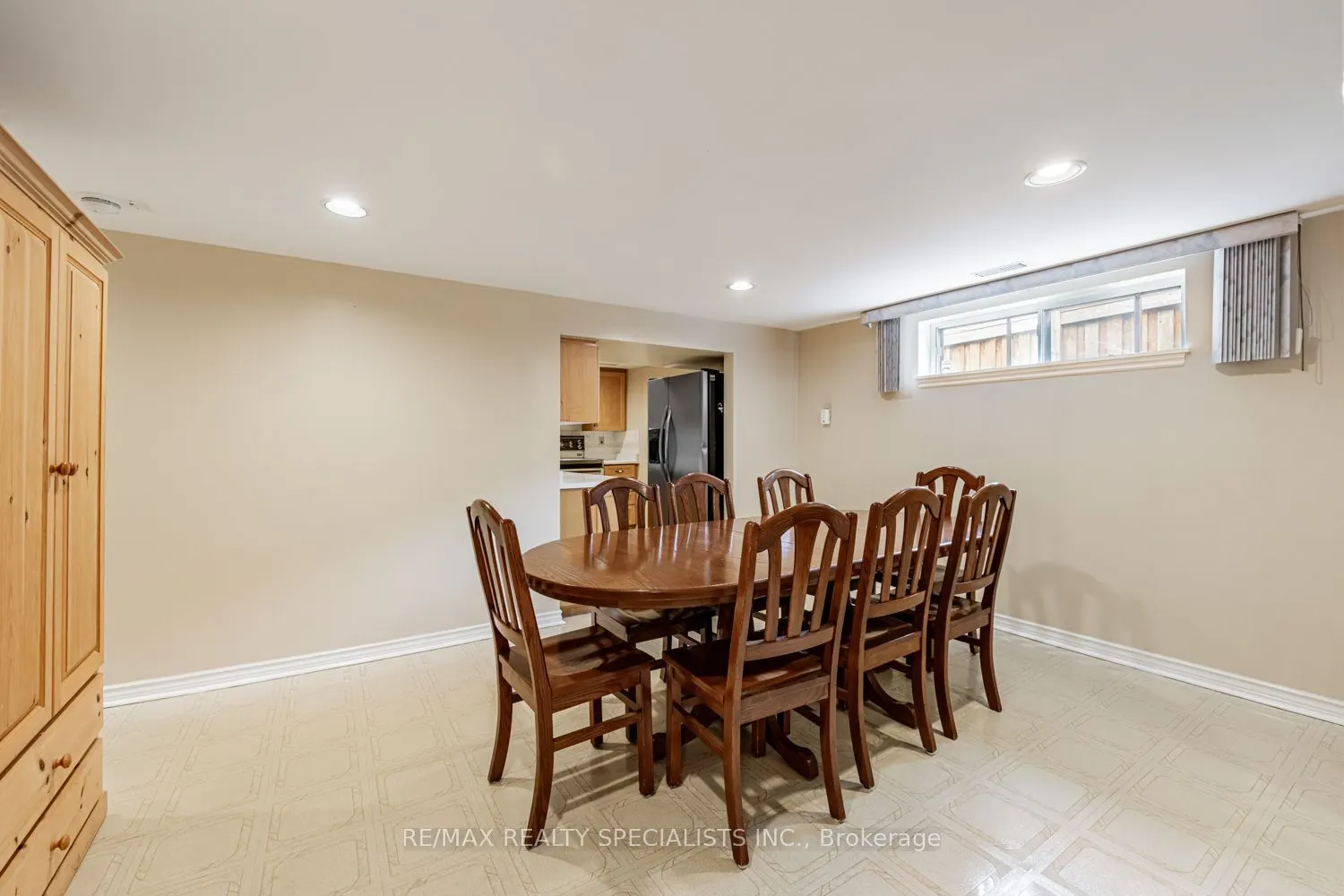 8 Charnwood Road