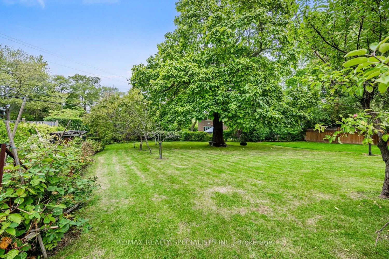 8 Charnwood Road