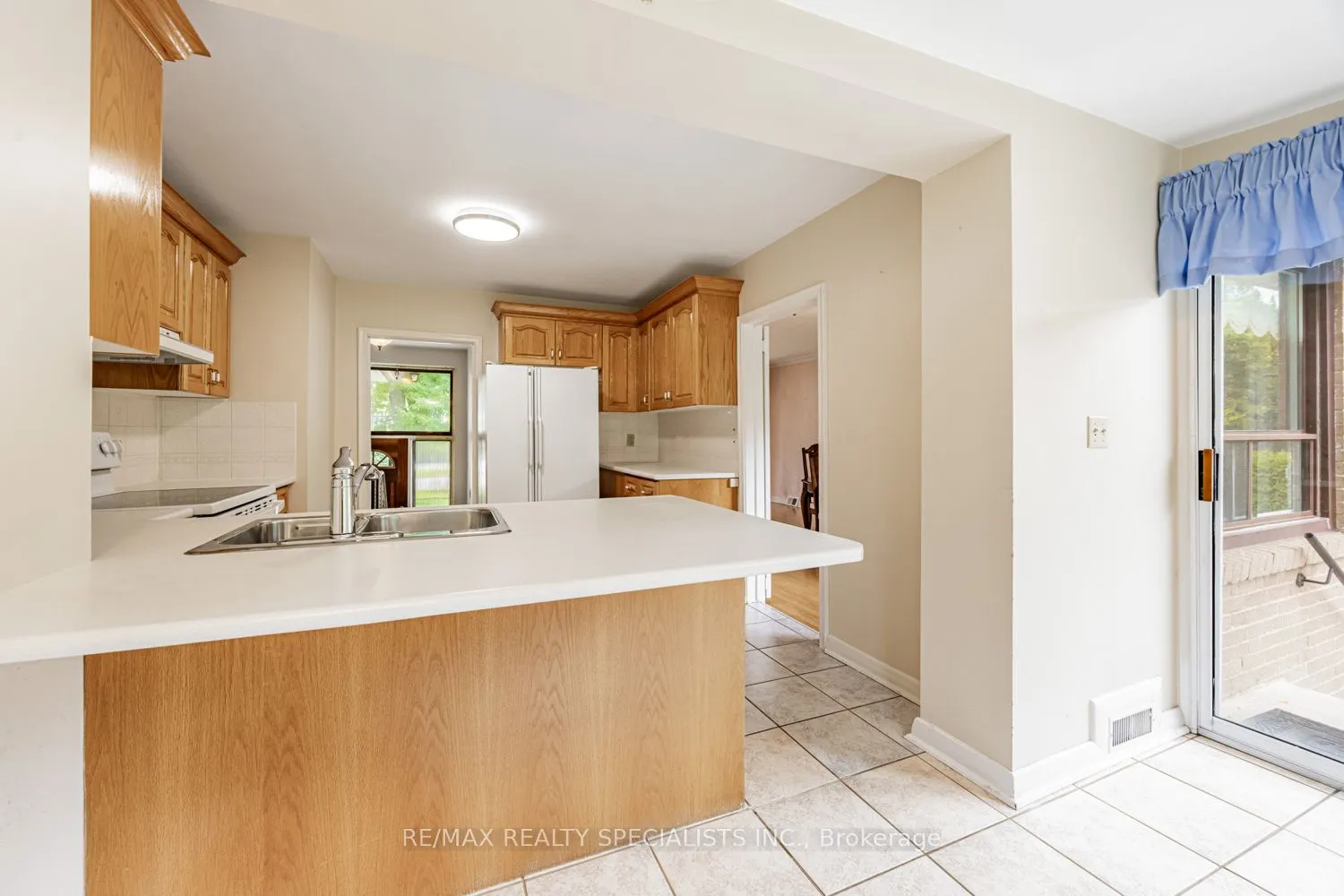 8 Charnwood Road