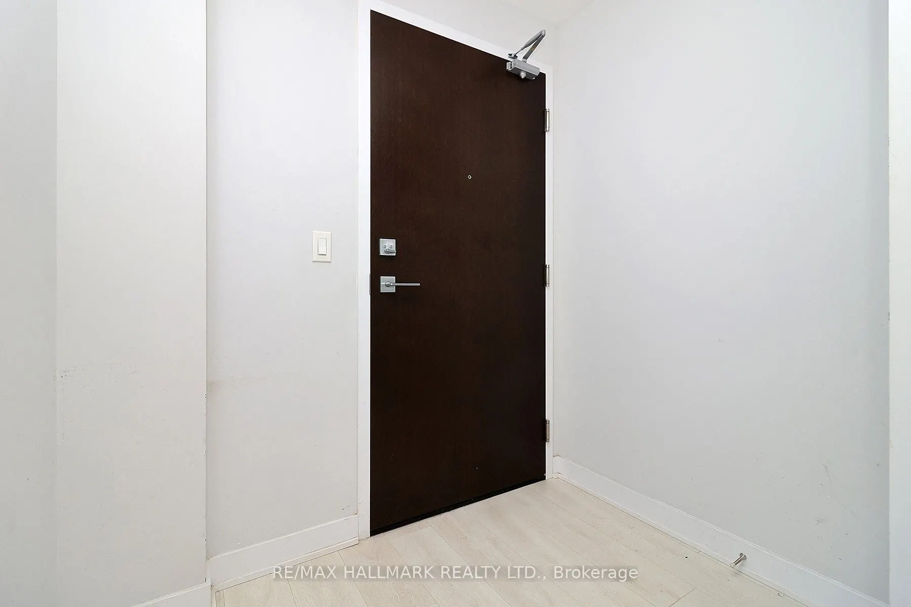 2221 Yonge Street, #1011