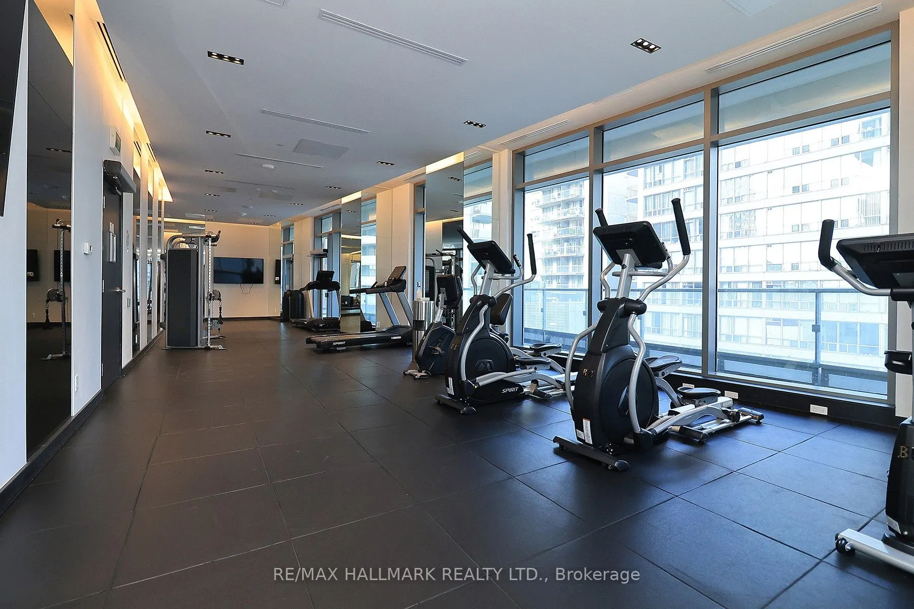 2221 Yonge Street, #1011