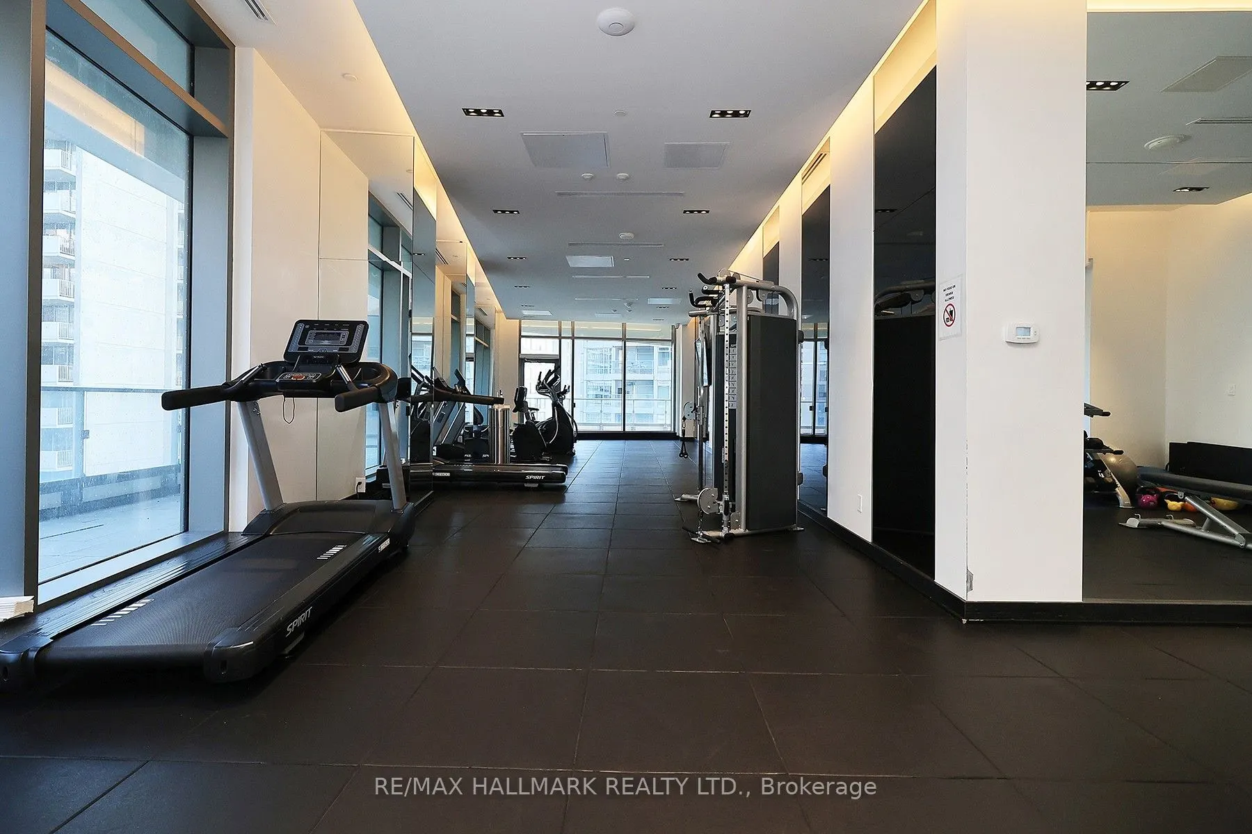 2221 Yonge Street, #1011
