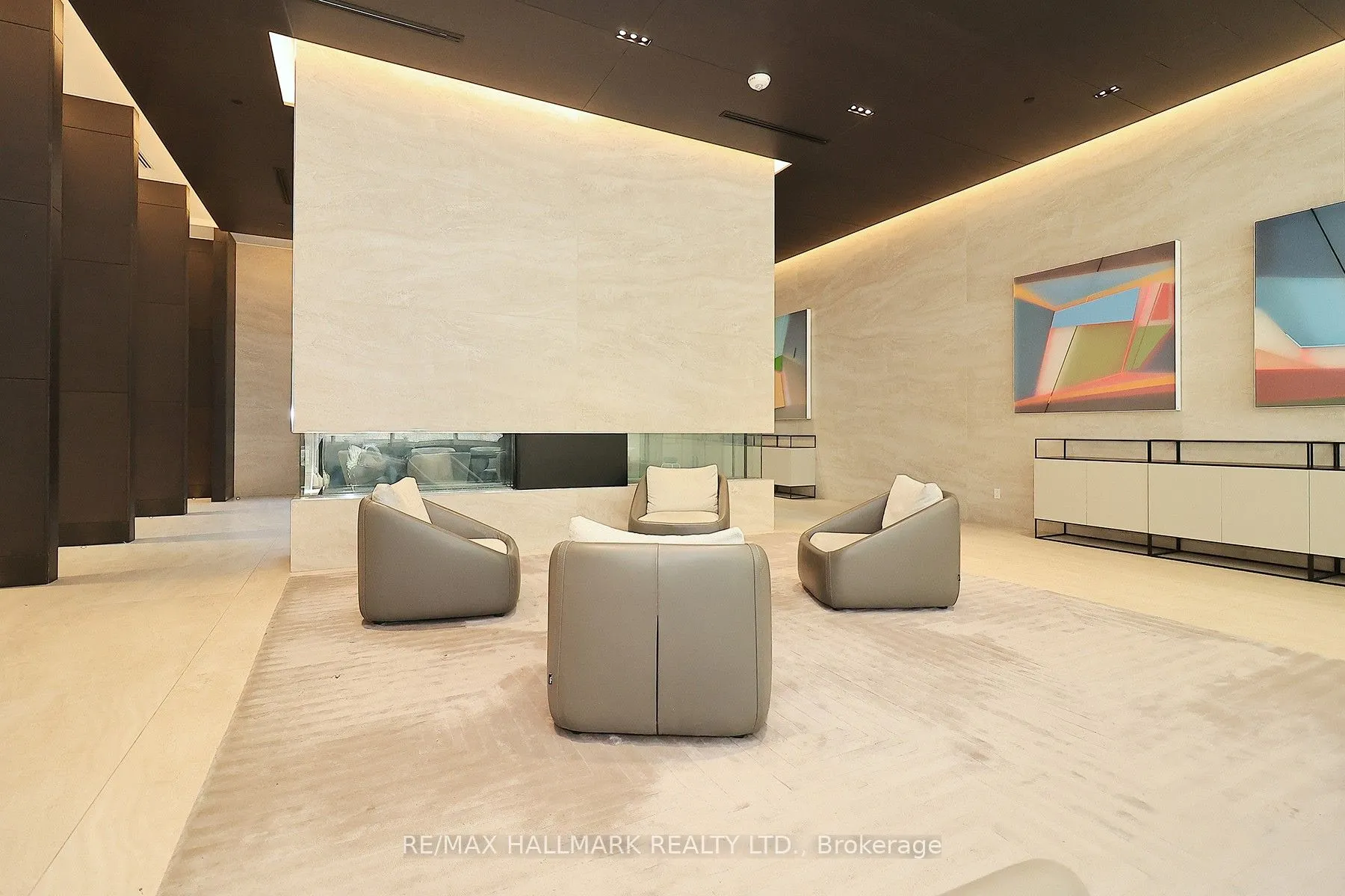 2221 Yonge Street, #1011