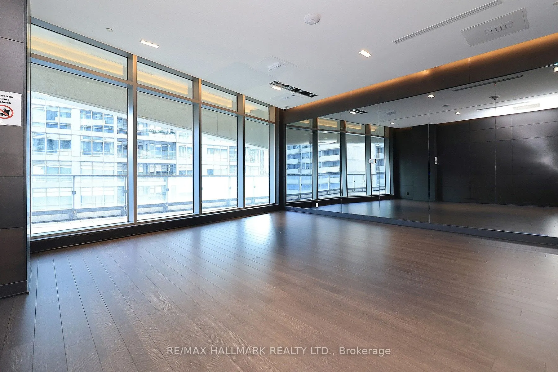 2221 Yonge Street, #1011