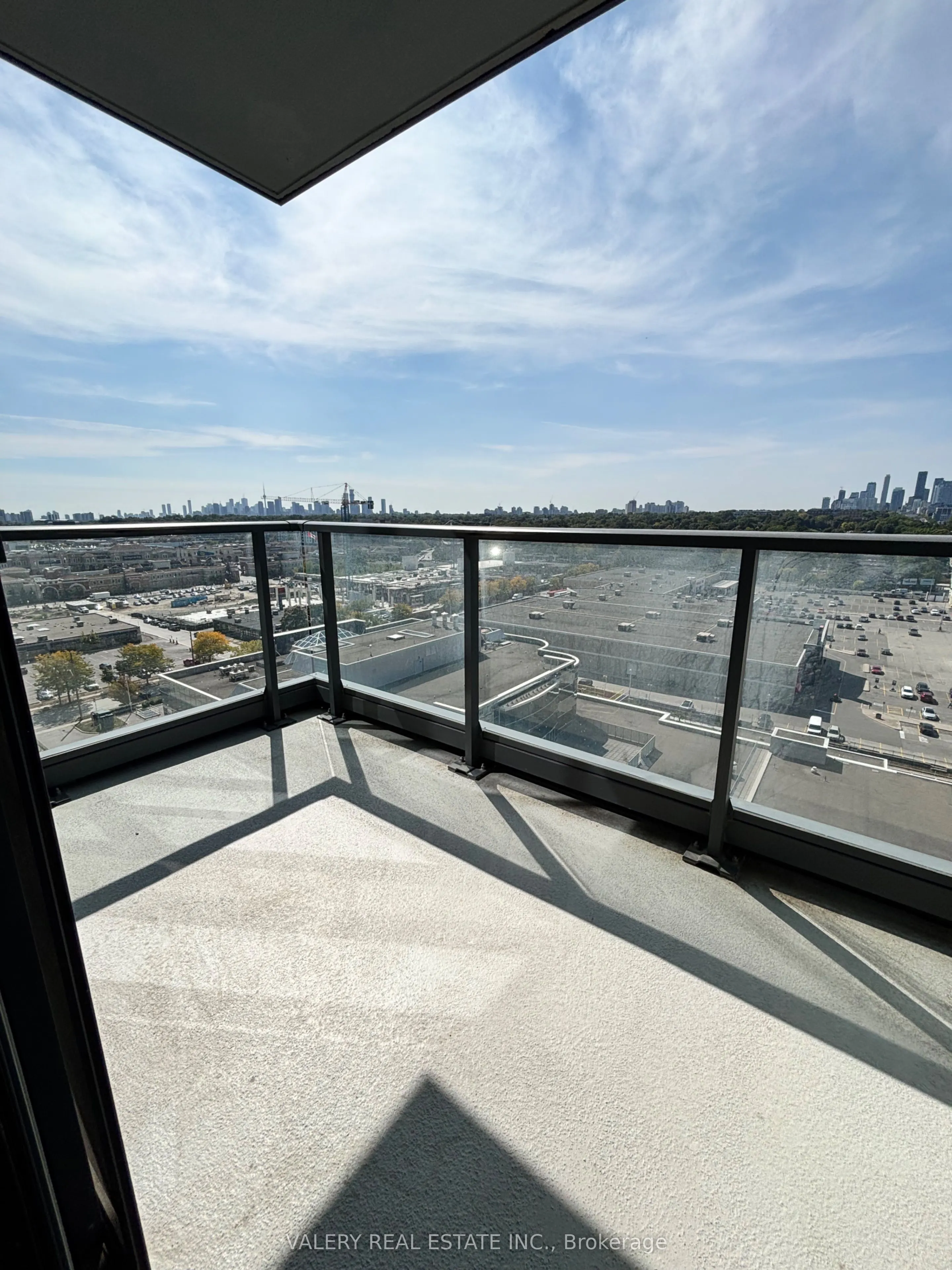 33 Frederick Todd Way, #1201