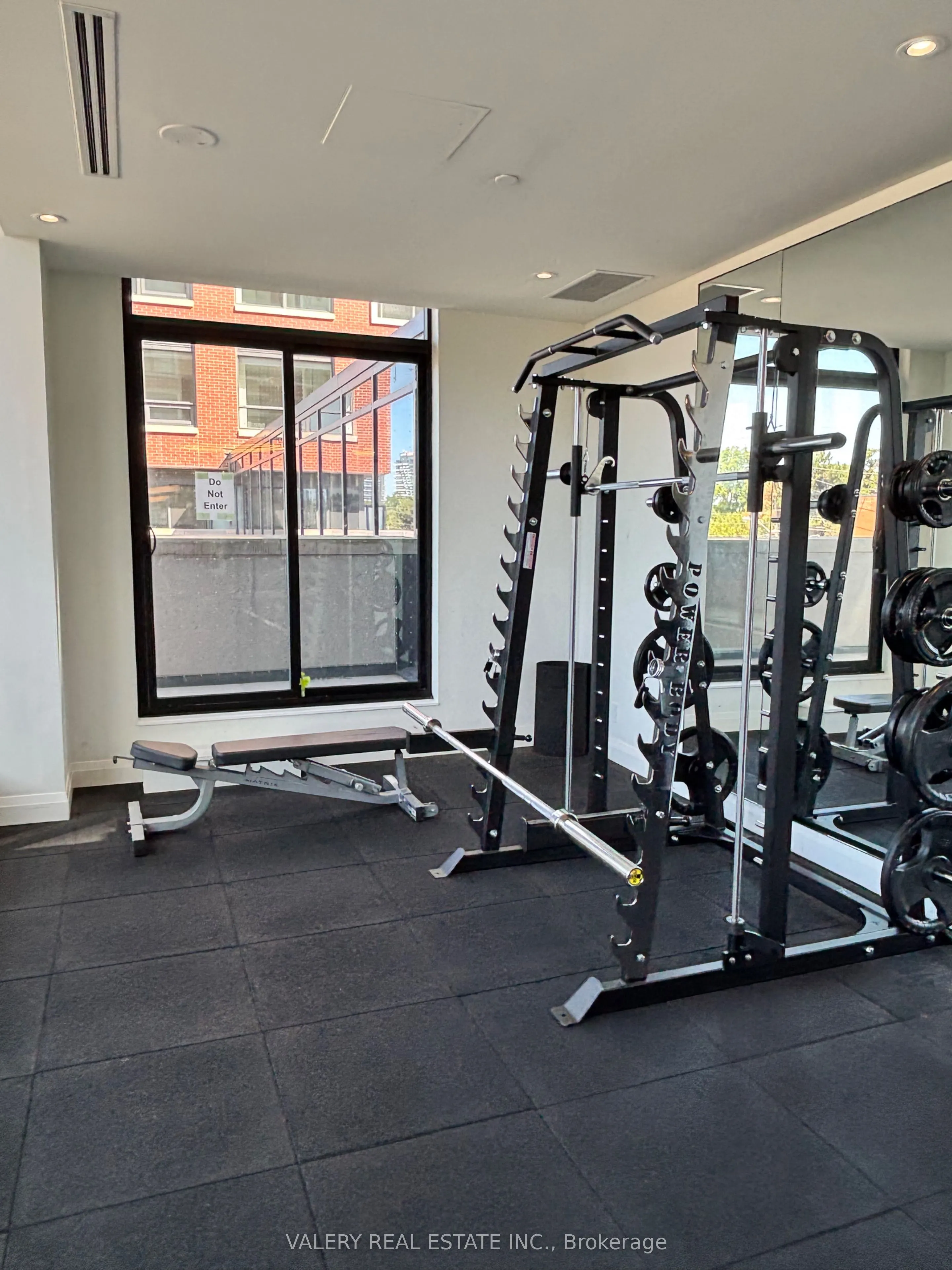 33 Frederick Todd Way, #1201