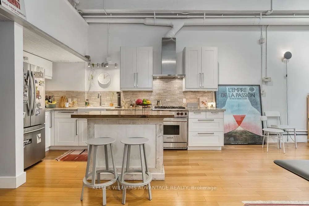 264 Seaton Street, #206