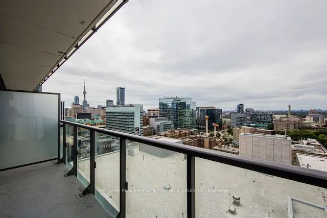 832 Bay Street, #2101
