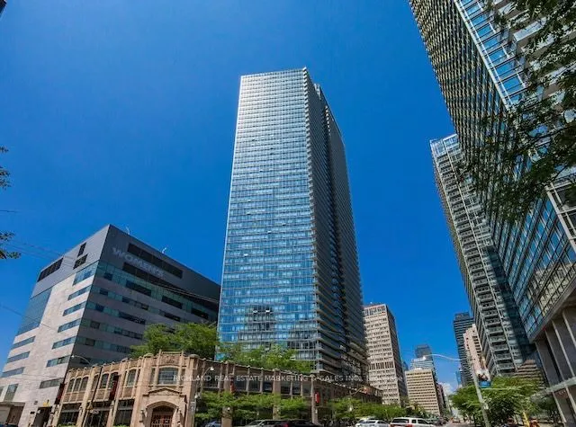 832 Bay Street, #2101