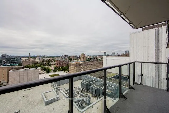 832 Bay Street, #2101