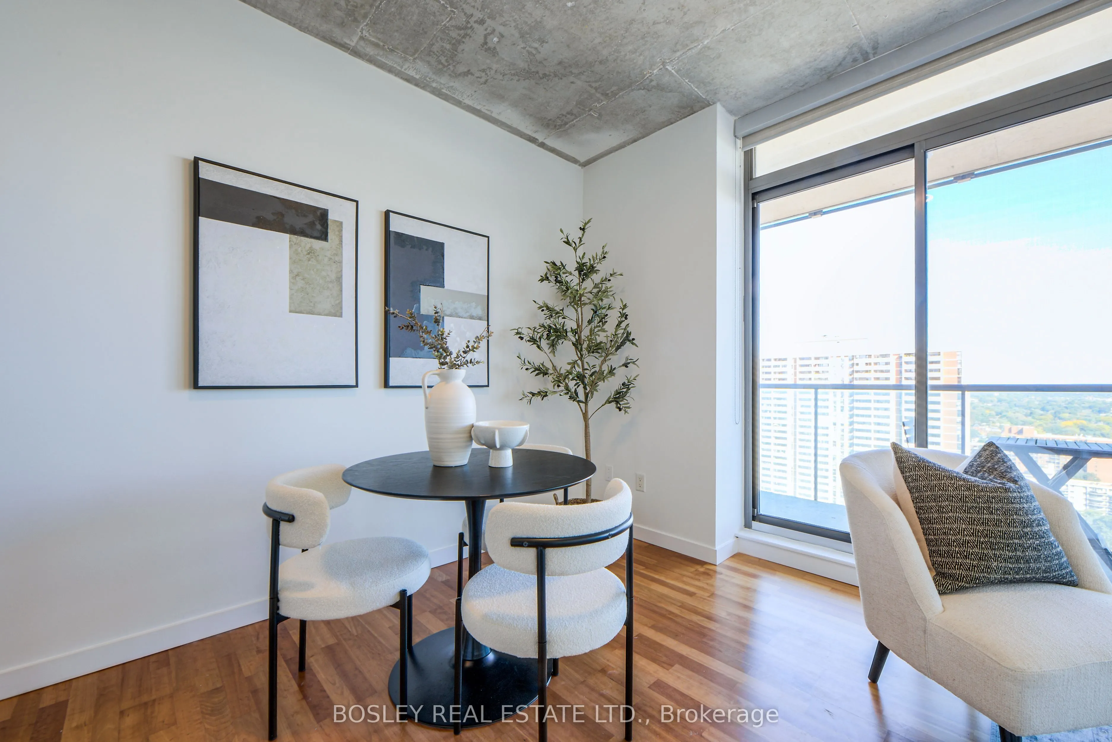 281 Mutual Street, #2507