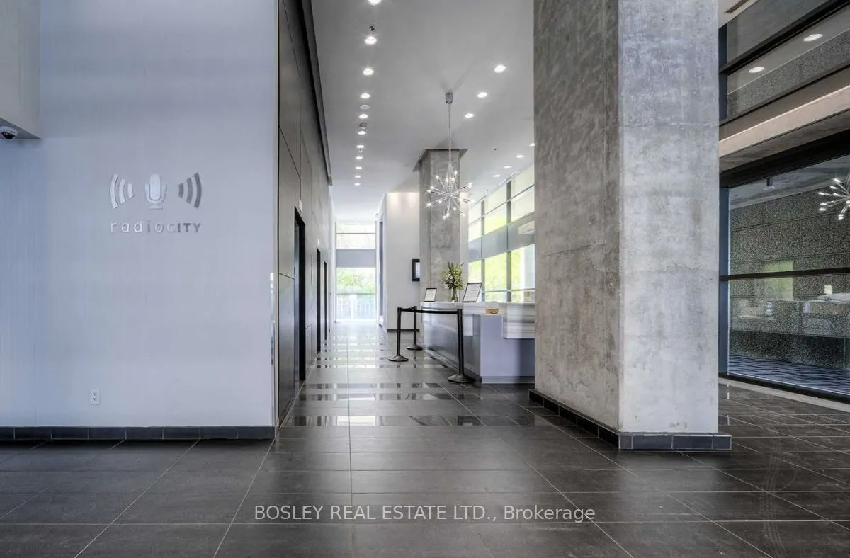 281 Mutual Street, #2507
