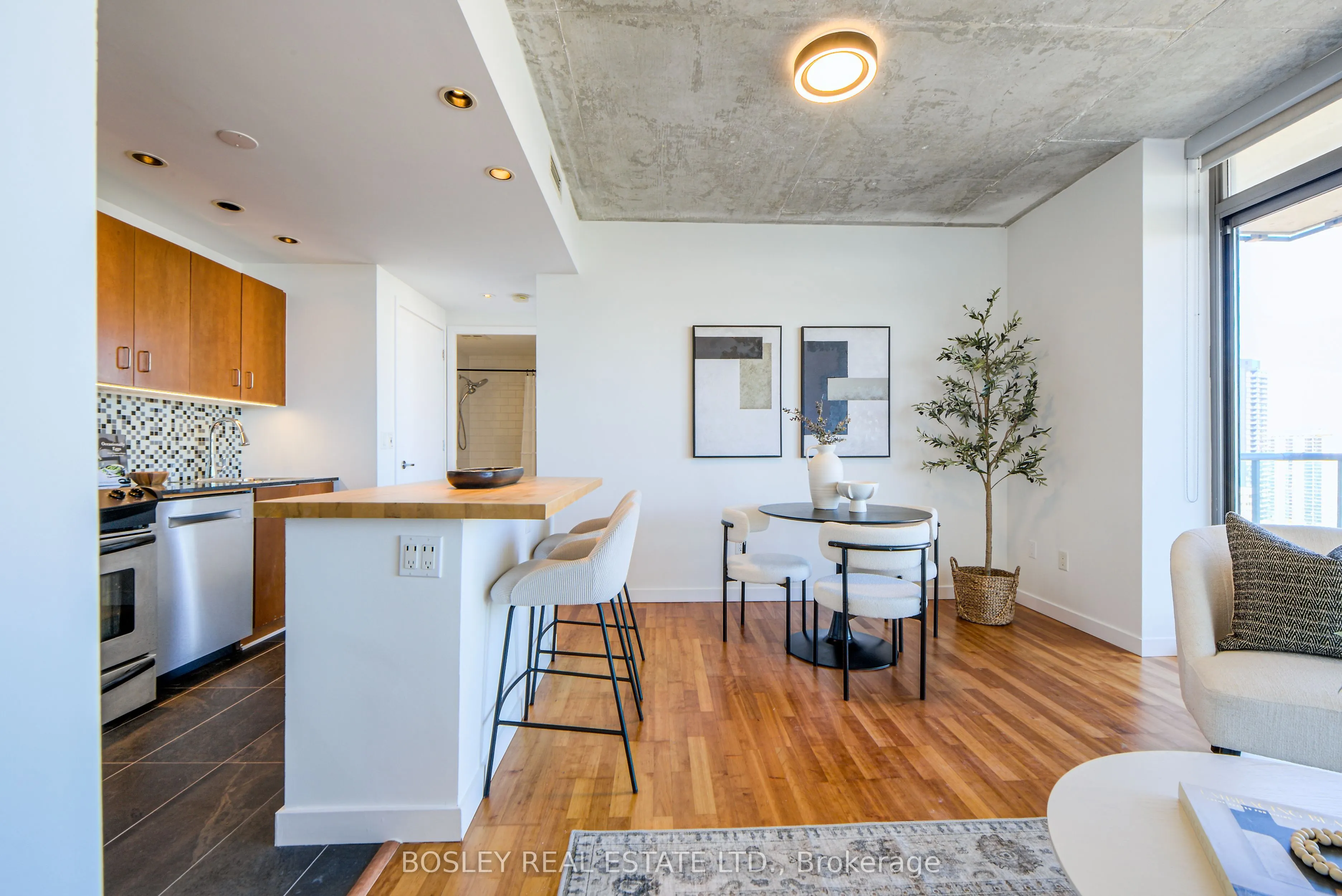 281 Mutual Street, #2507