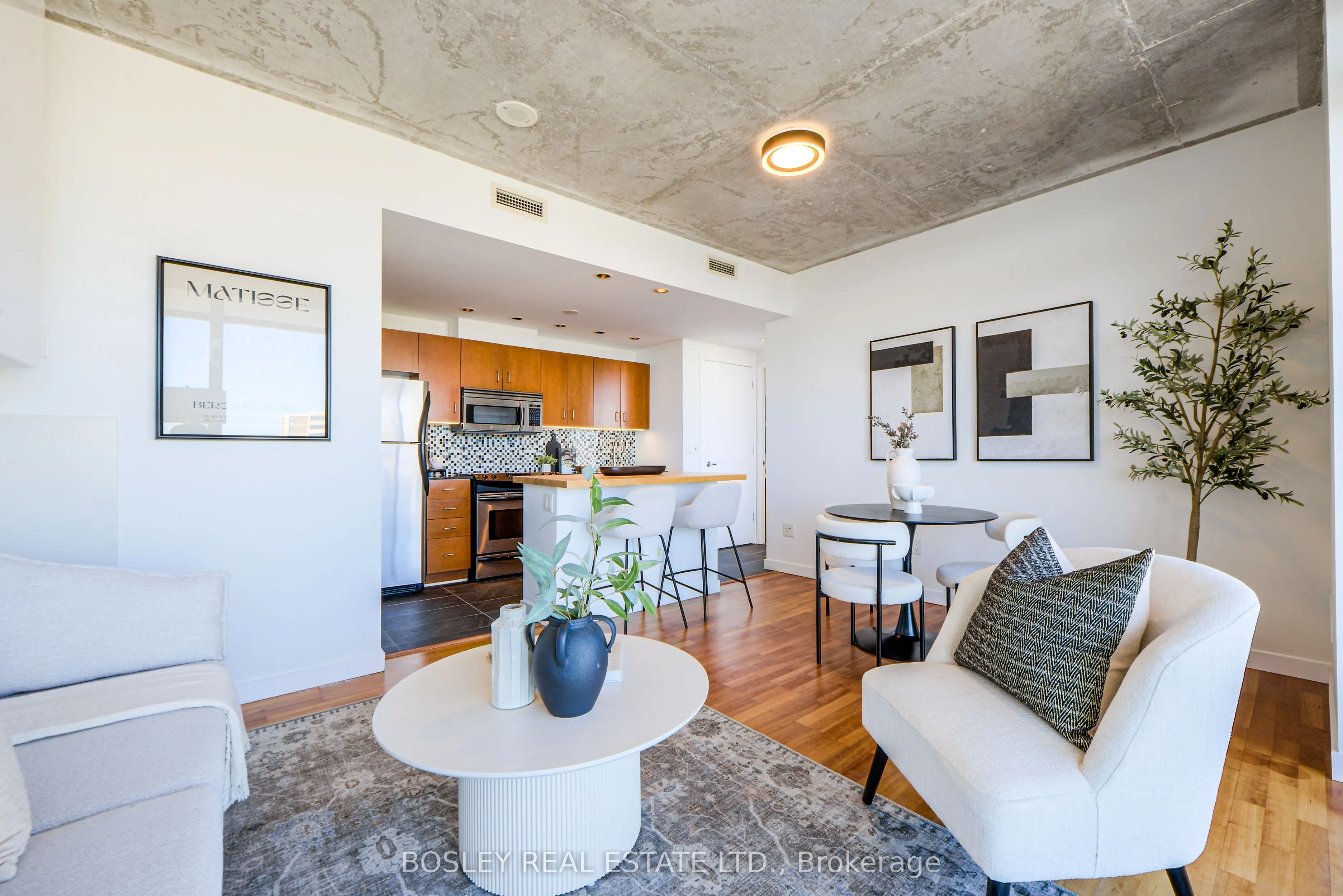 281 Mutual Street, #2507