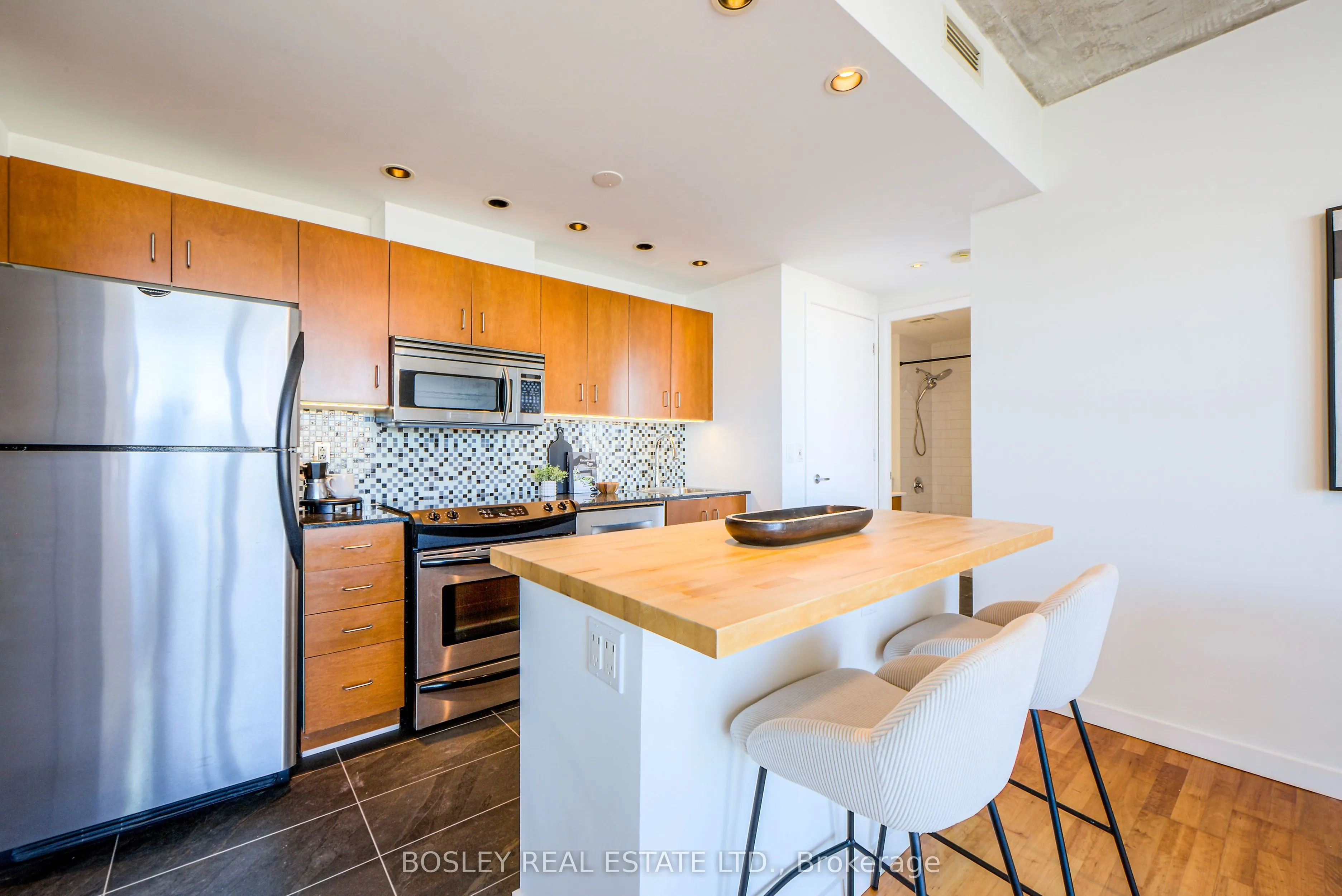 281 Mutual Street, #2507