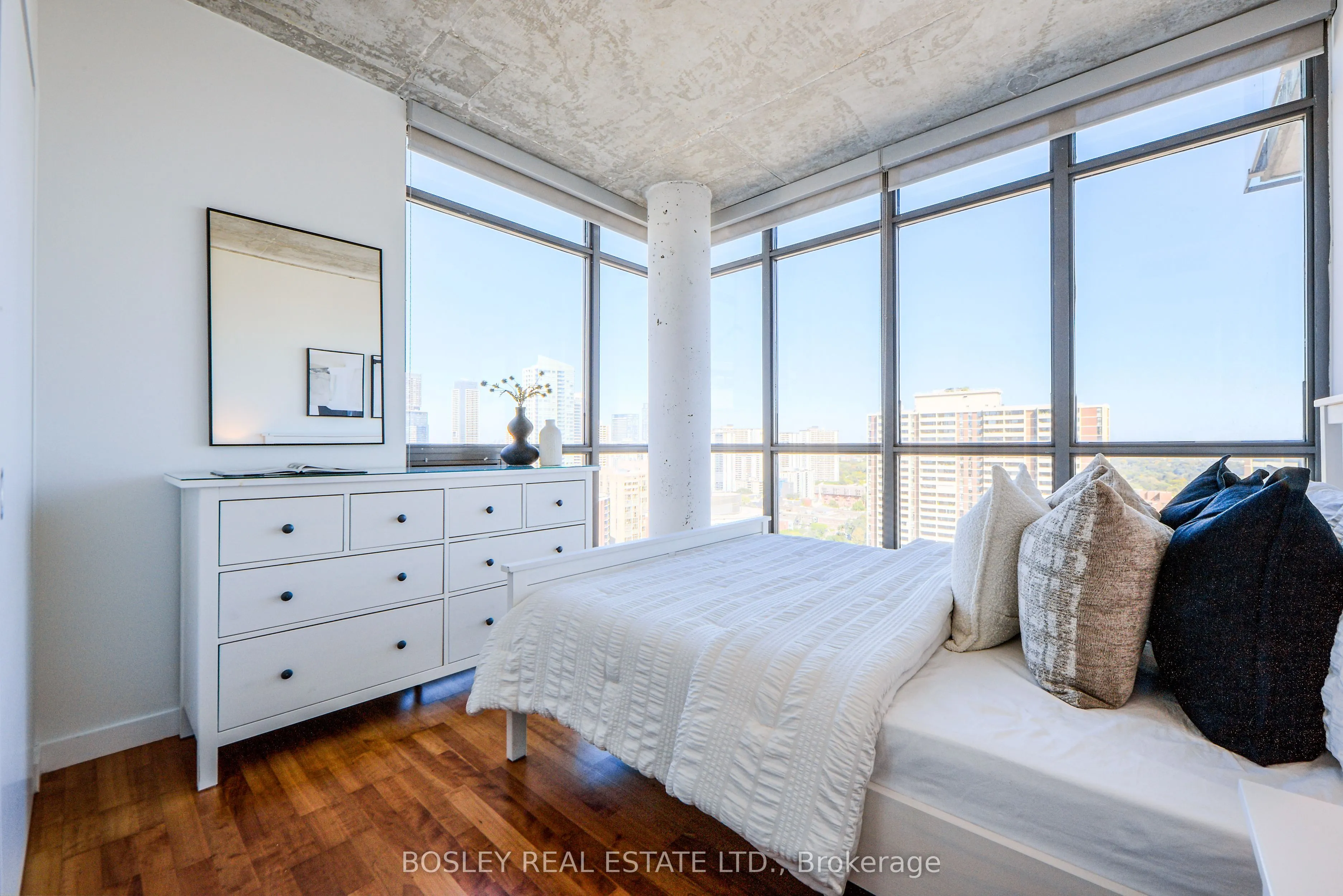 281 Mutual Street, #2507
