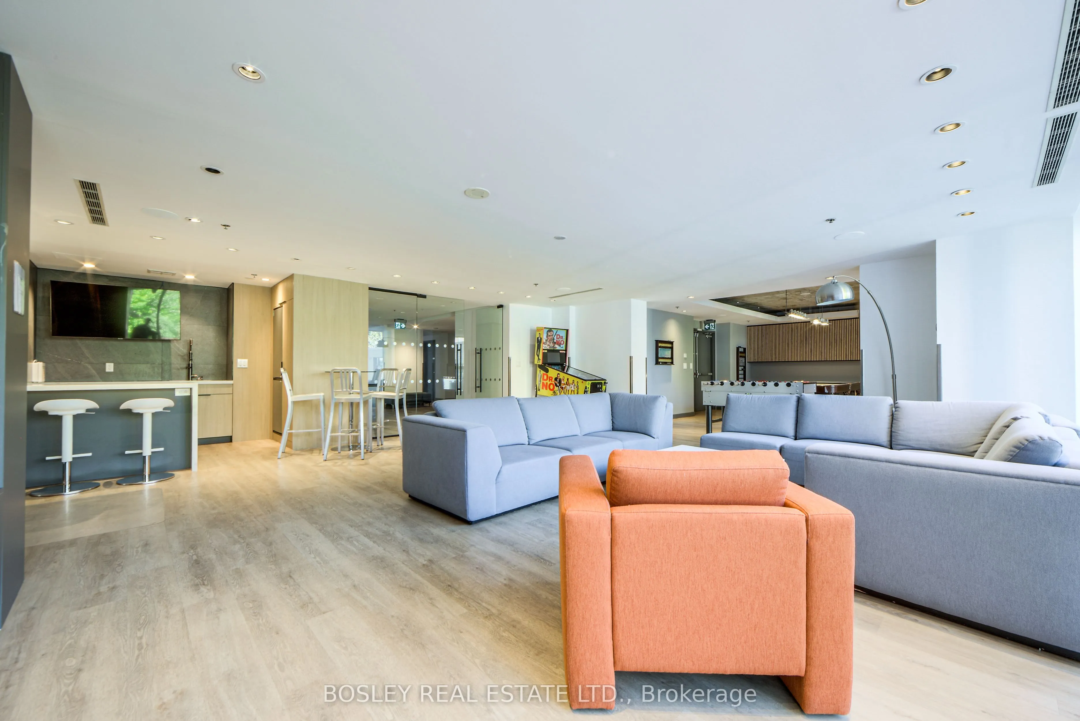 281 Mutual Street, #2507