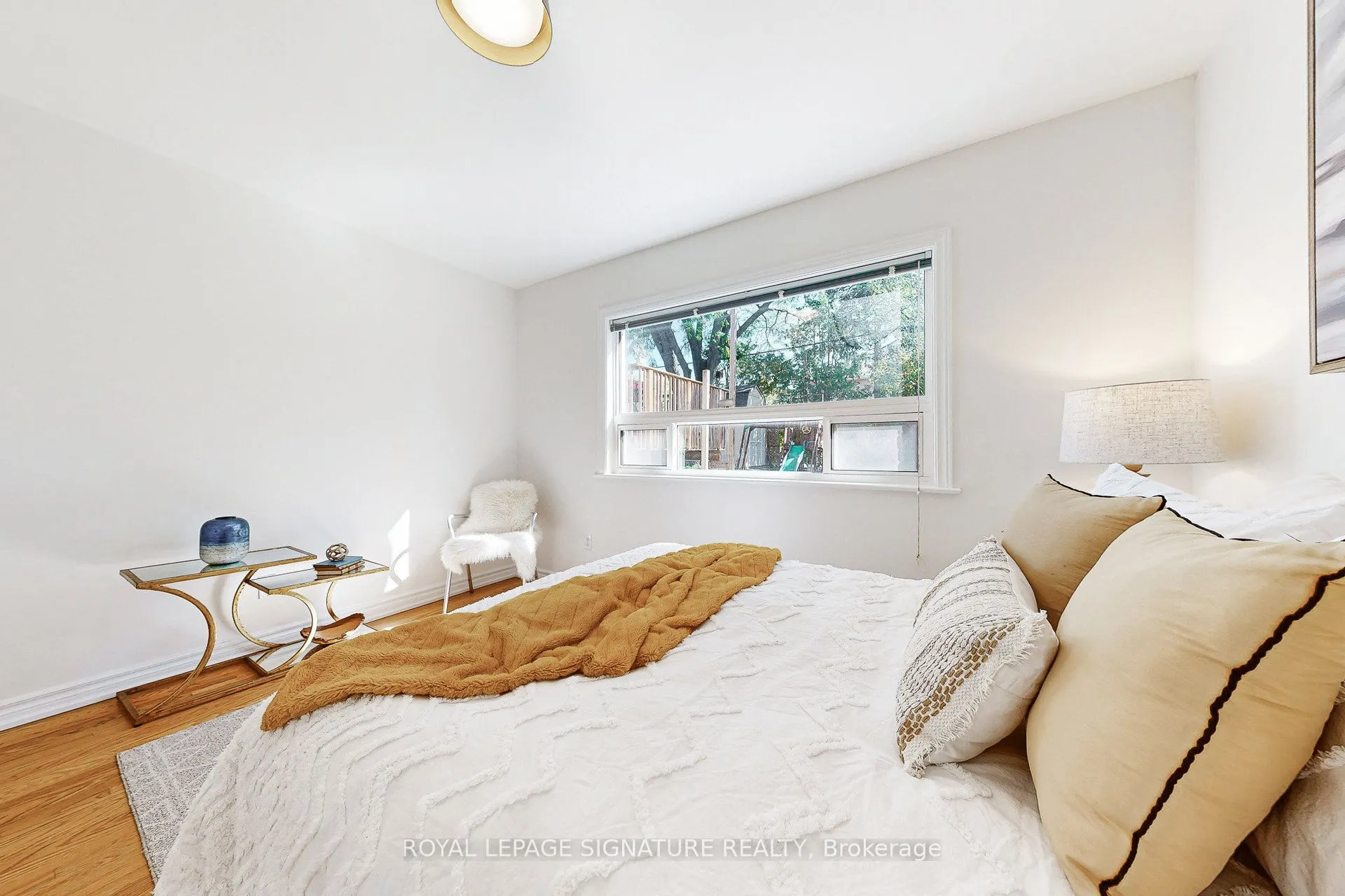 45 Caronport Crescent