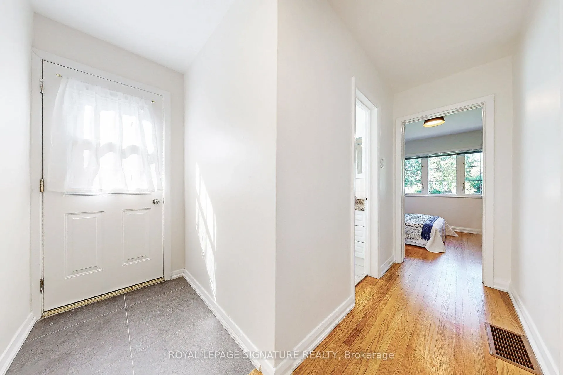 45 Caronport Crescent