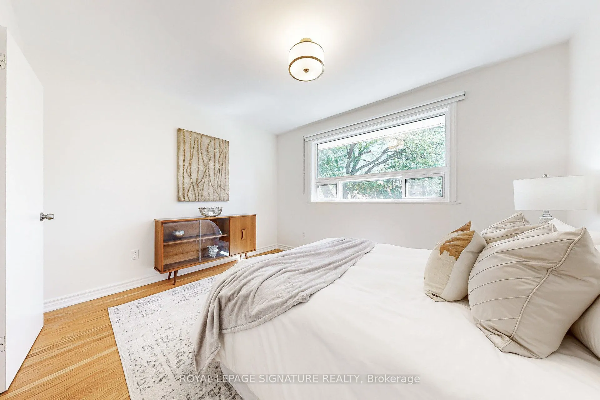45 Caronport Crescent