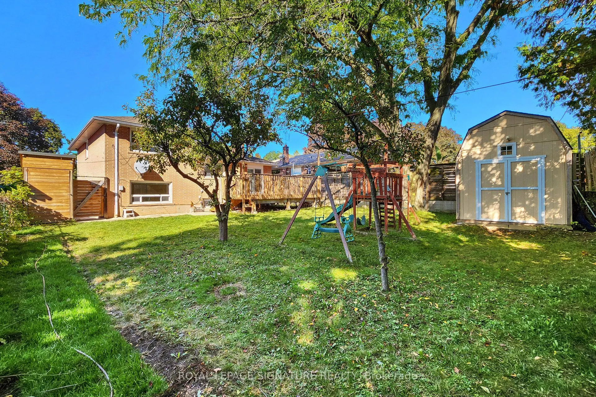 45 Caronport Crescent