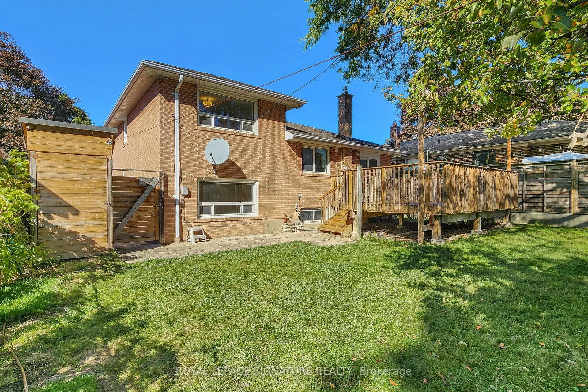45 Caronport Crescent