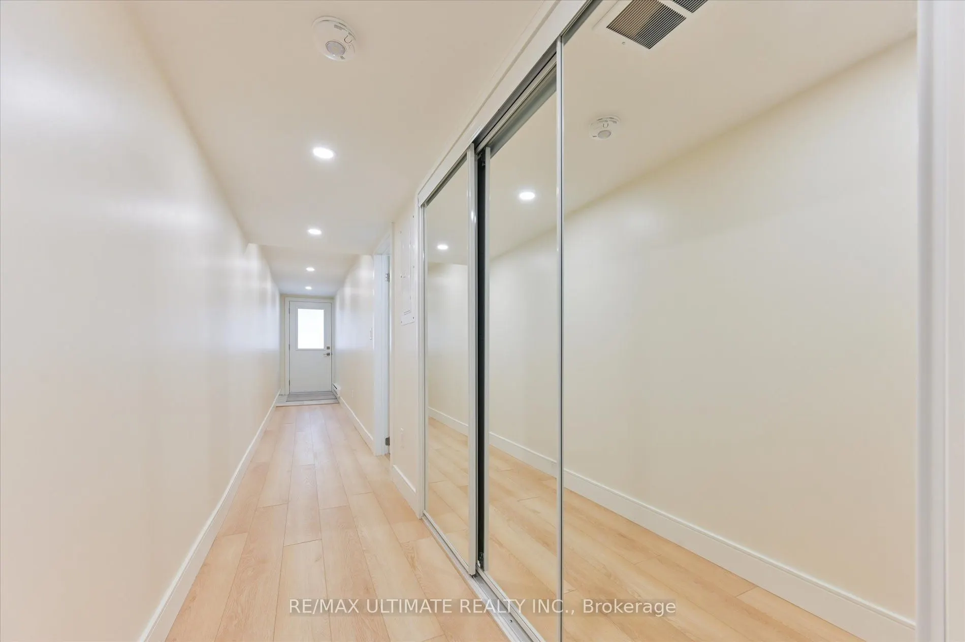 1205 College Street, #Apt 1