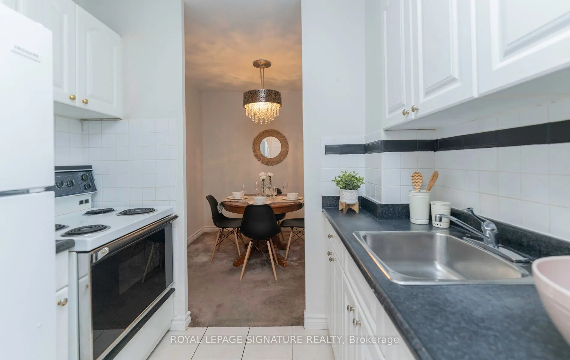 1901 Bayview Avenue, #106