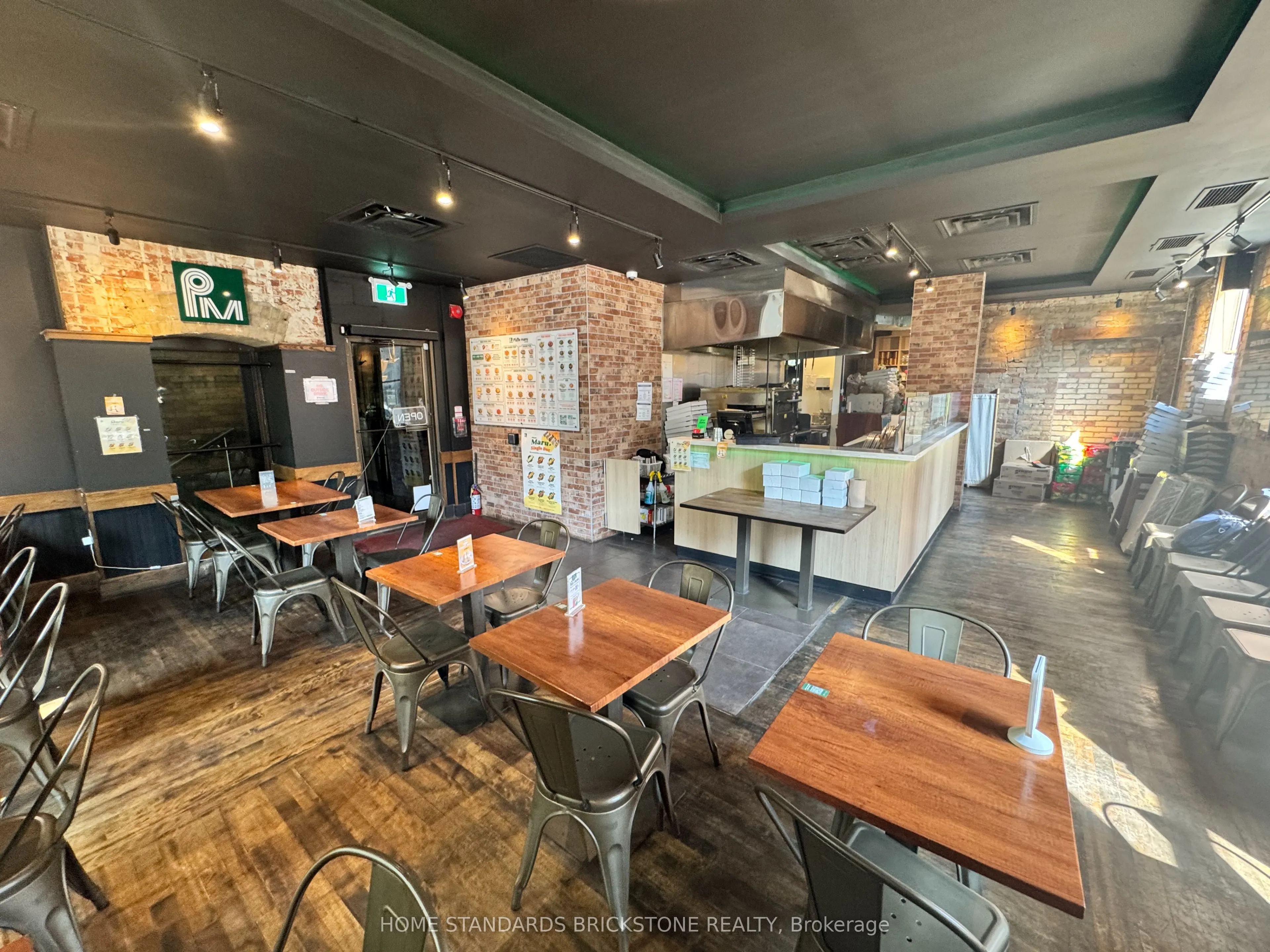 66 Gerrard Street E, #100