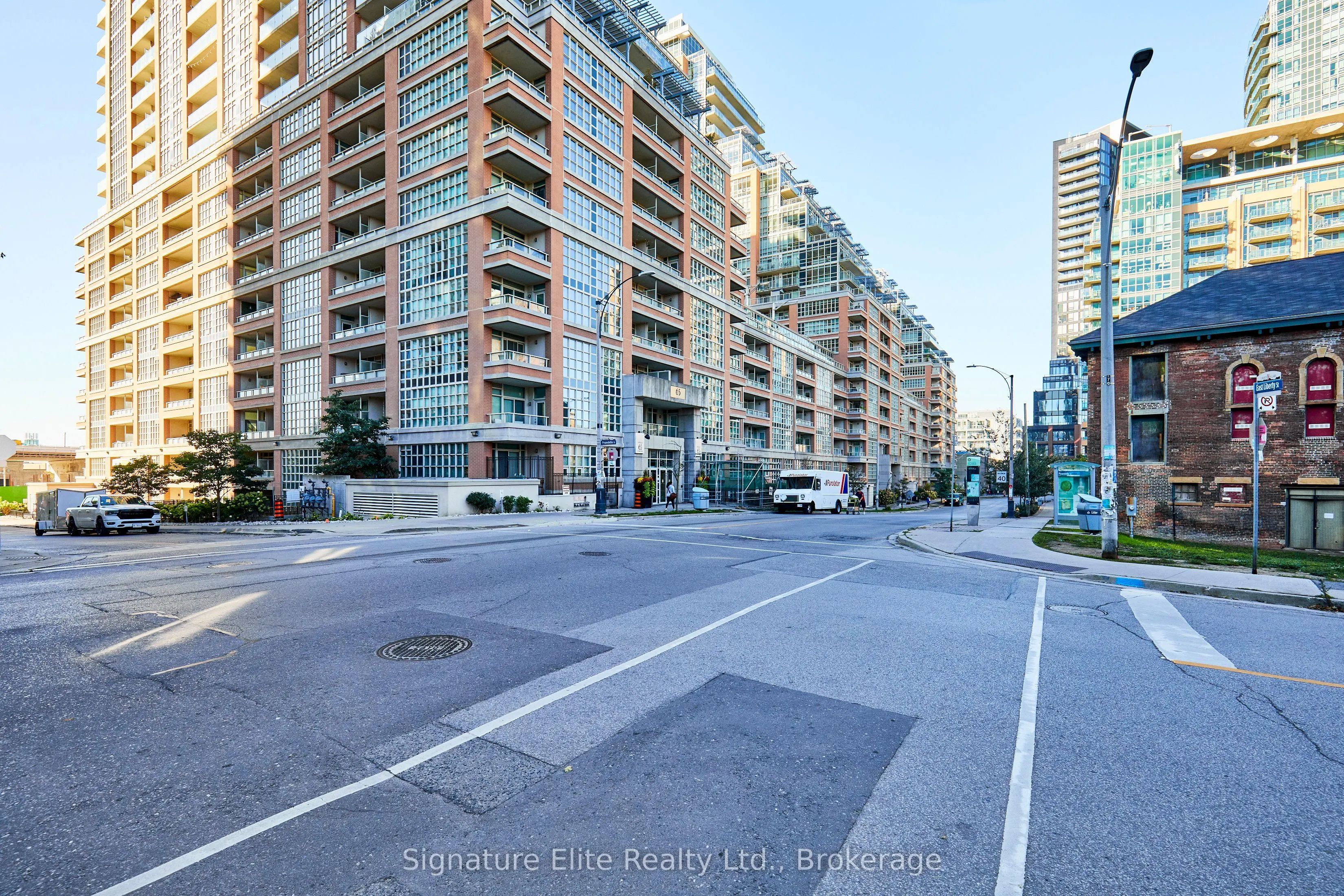 65 East Liberty Street, #1017