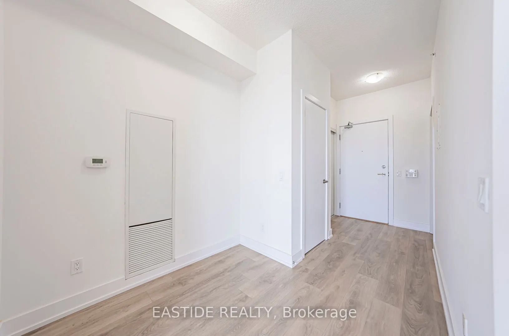 150 Fairview Mall Drive, #1201
