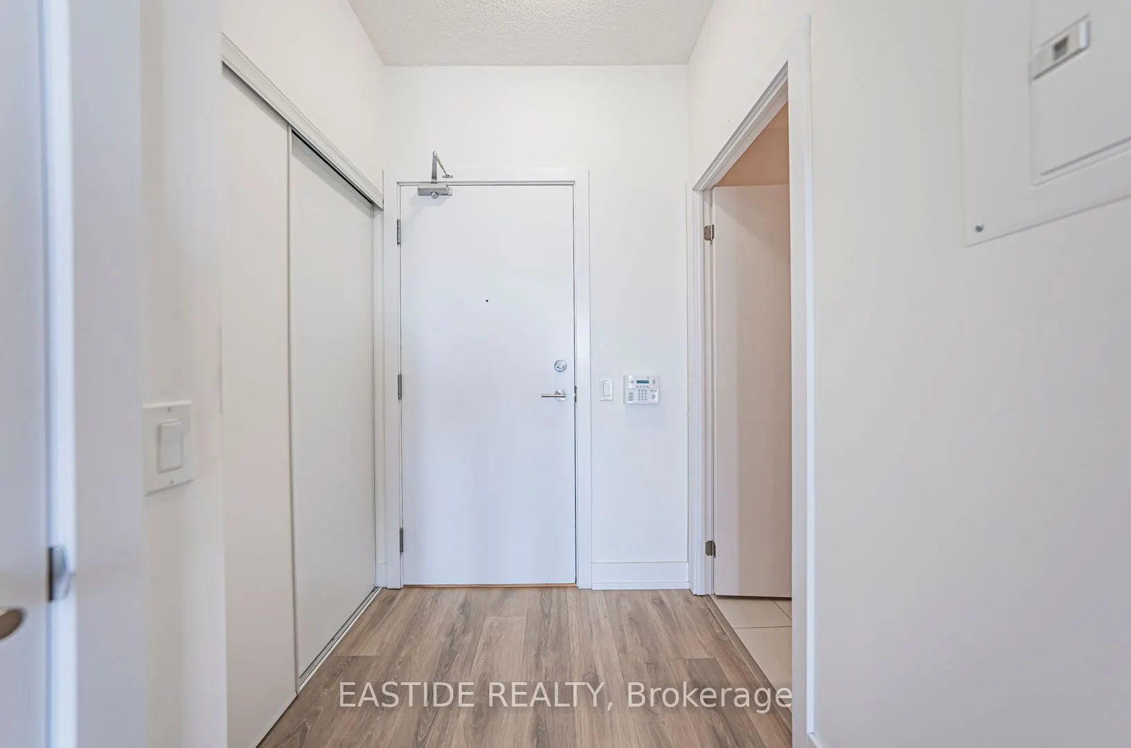 150 Fairview Mall Drive, #1201