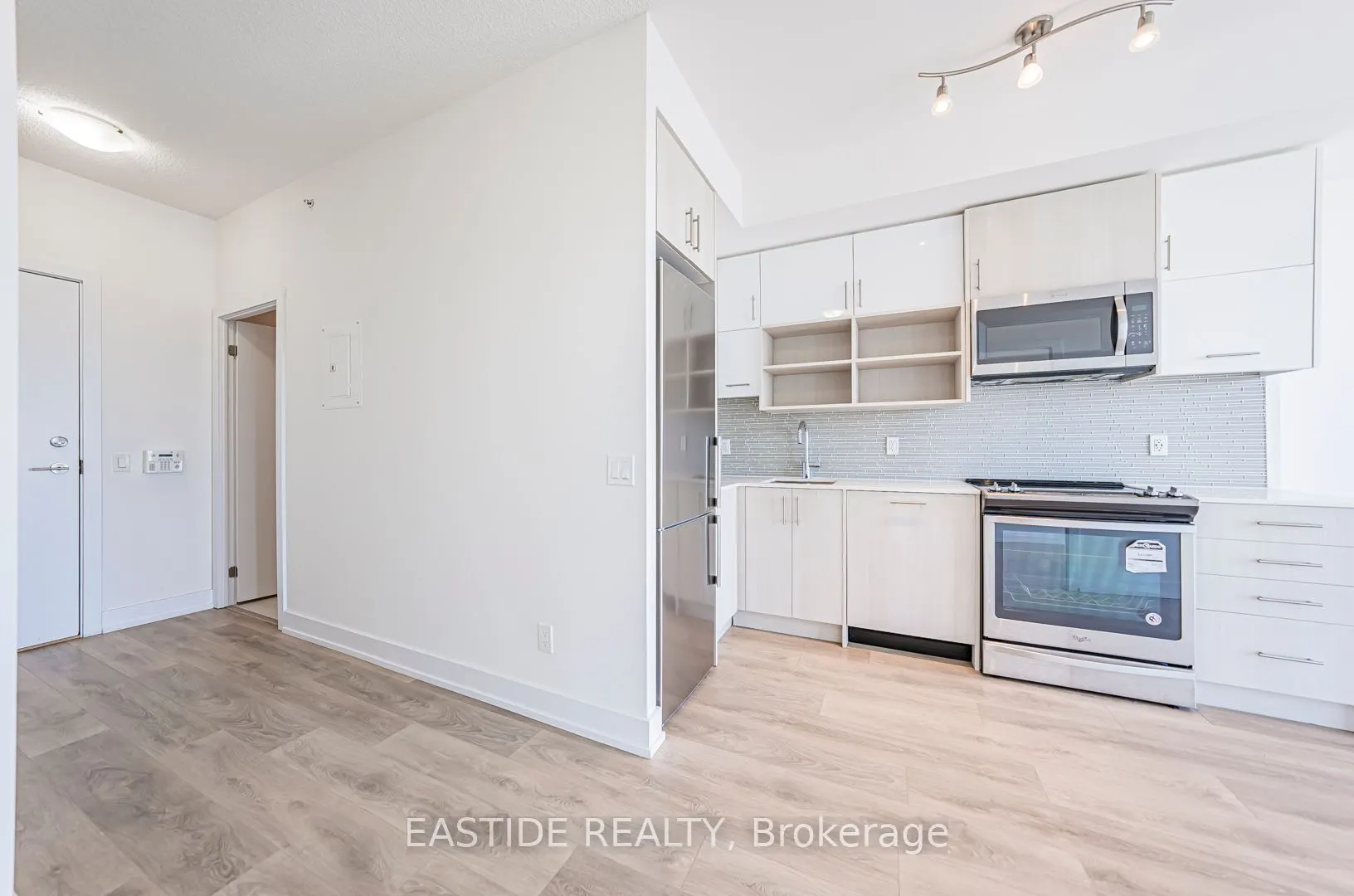 150 Fairview Mall Drive, #1201