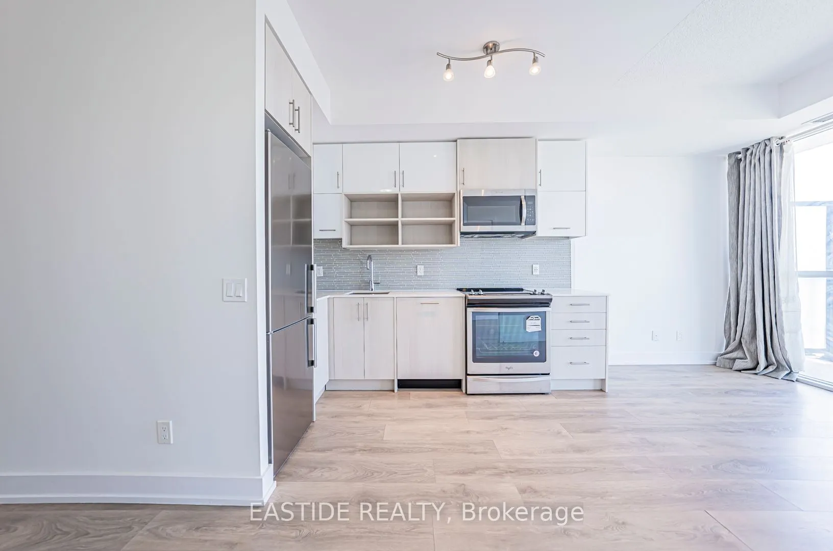 150 Fairview Mall Drive, #1201