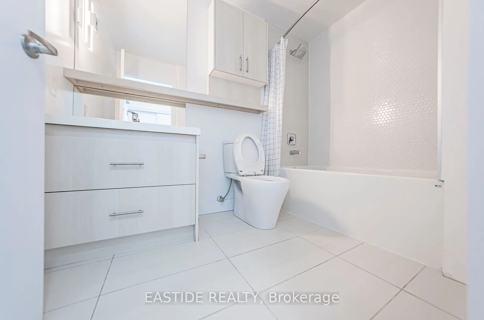 150 Fairview Mall Drive, #1201