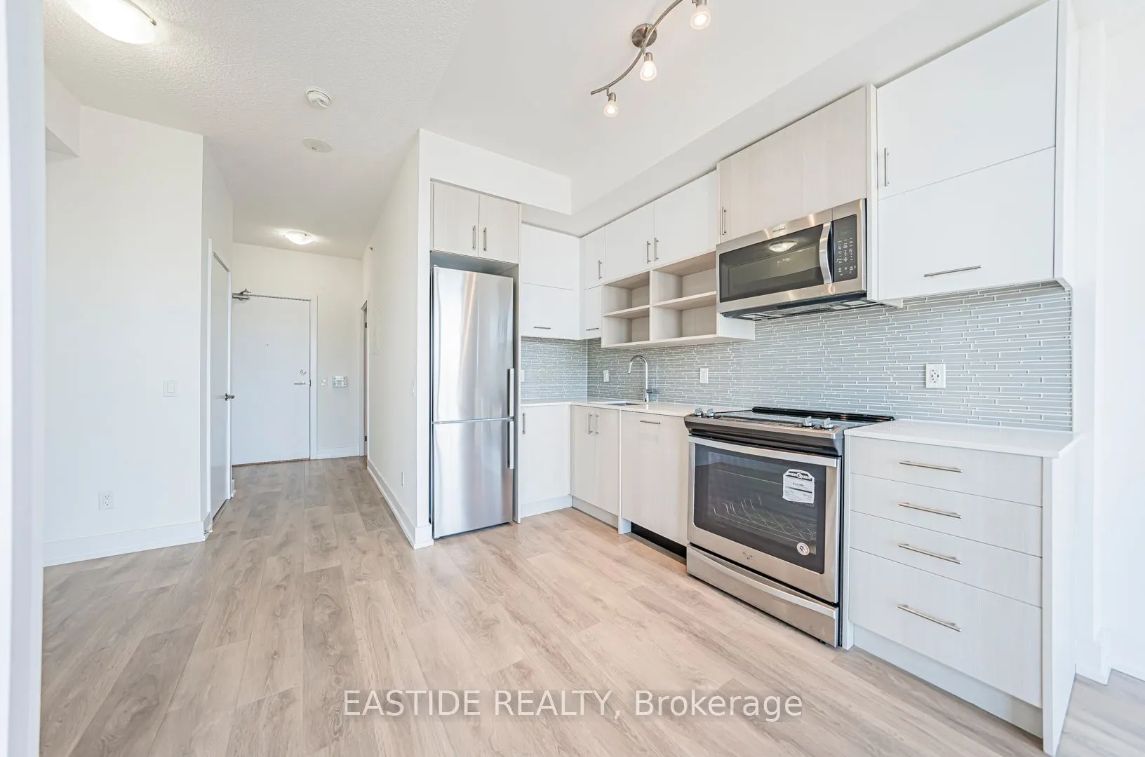 150 Fairview Mall Drive, #1201