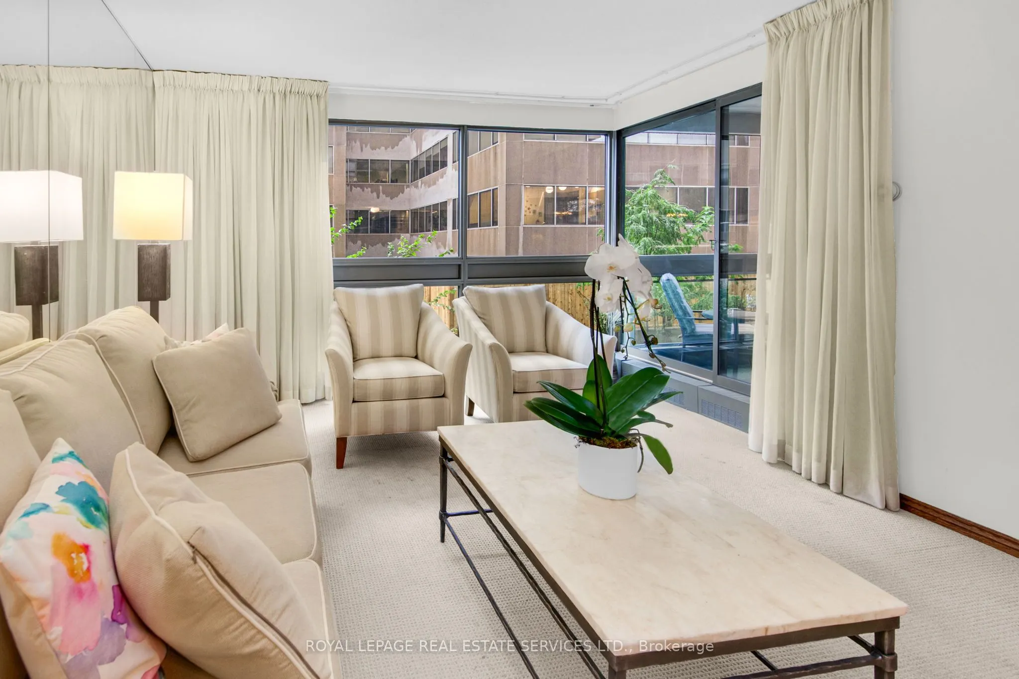 61 St Clair Avenue W, #205