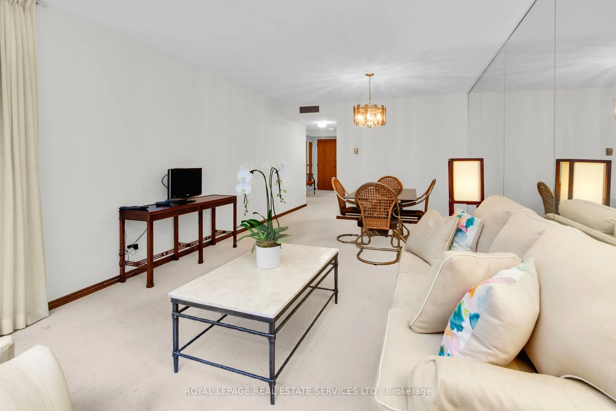 61 St Clair Avenue W, #205