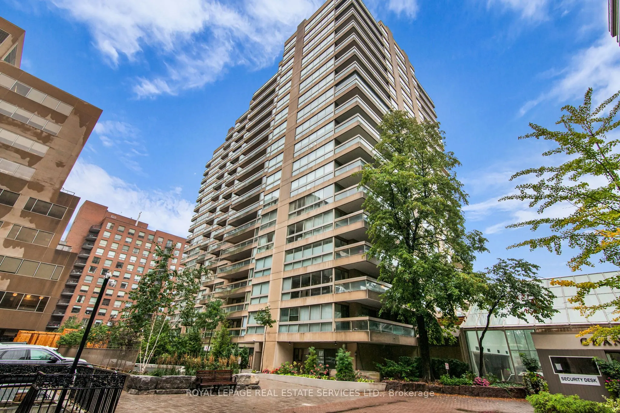 61 St Clair Avenue W, #205