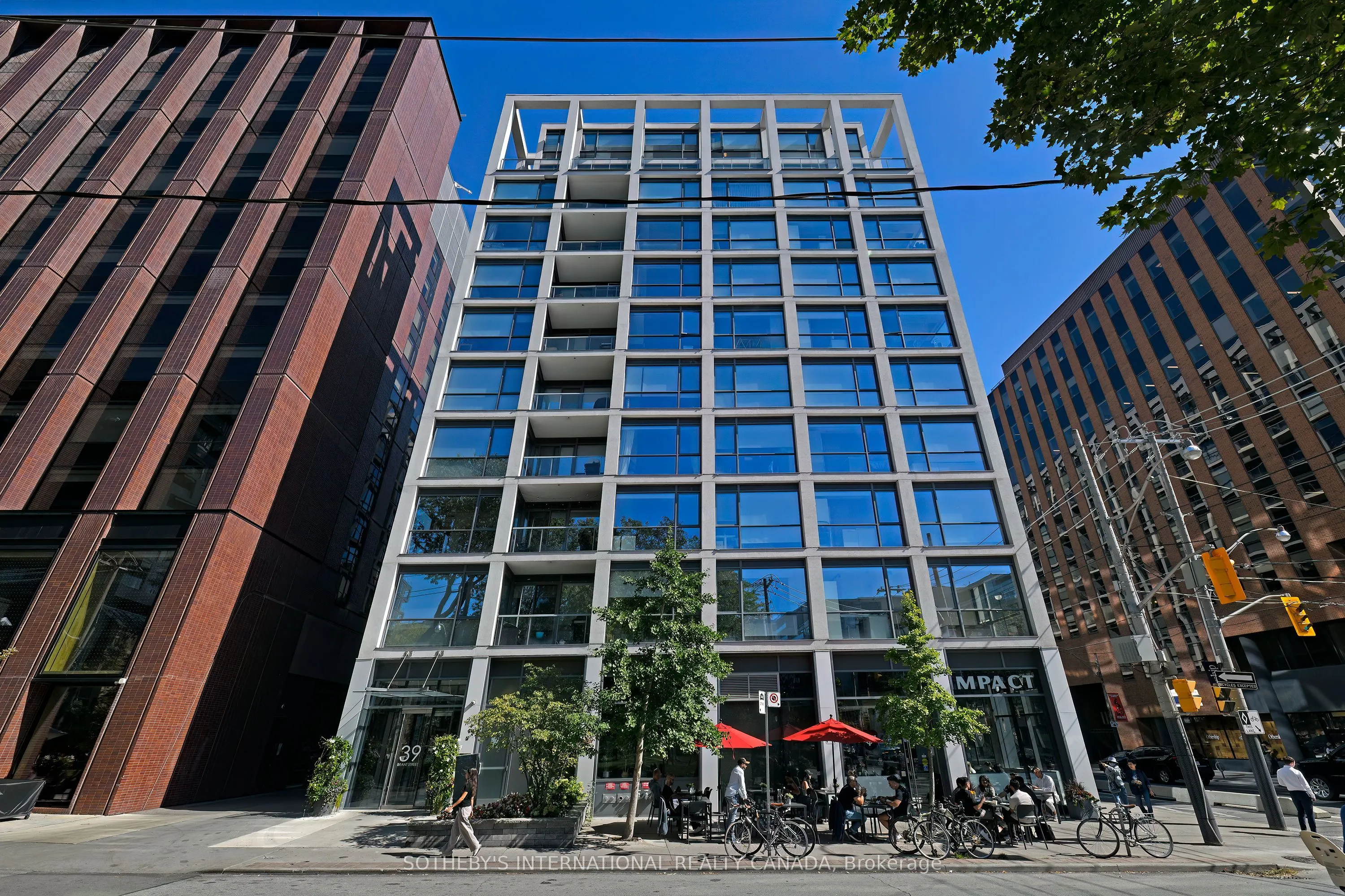 39 Brant Street, #413