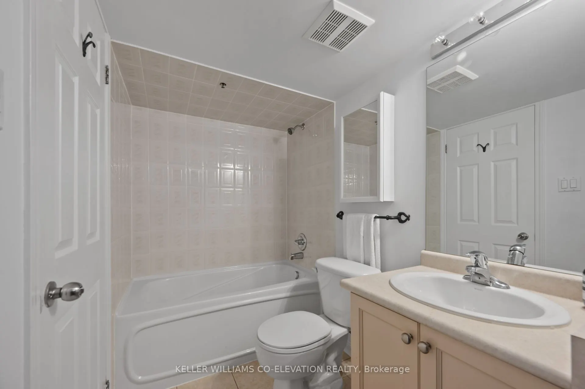 51 Halton Street, #123
