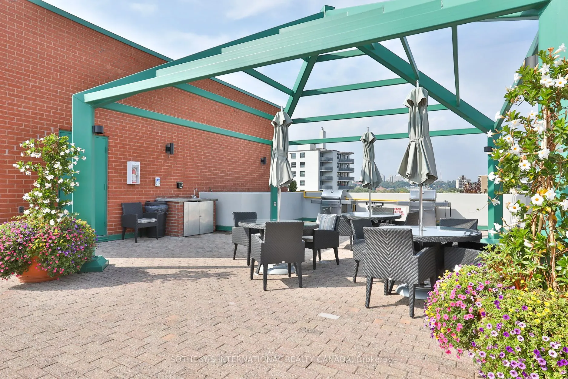 95 Prince Arthur Drive, #723