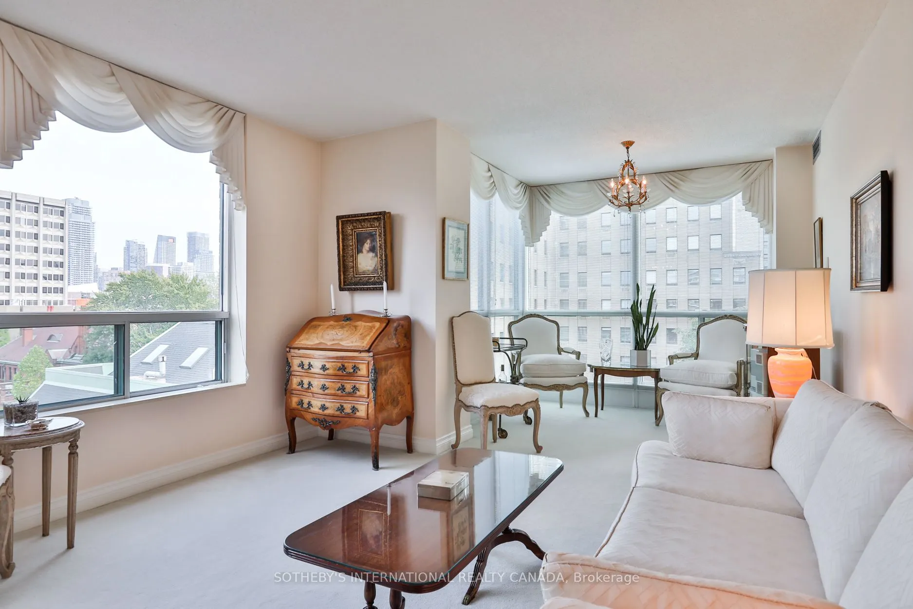 95 Prince Arthur Drive, #723