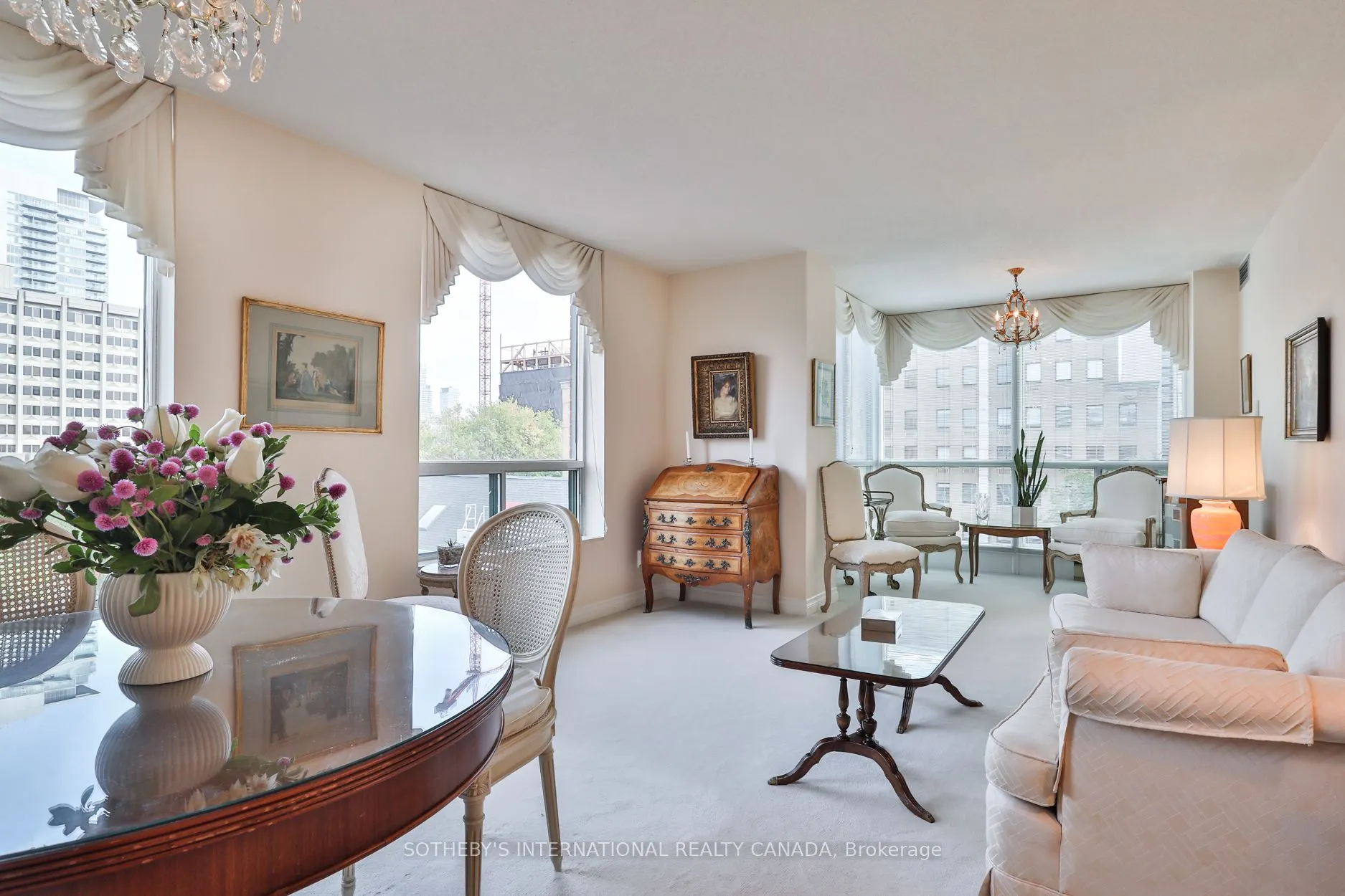 95 Prince Arthur Drive, #723