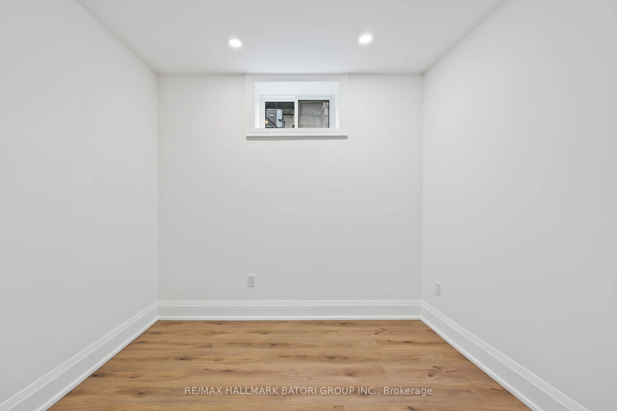 18 Keewatin Avenue, #Lower