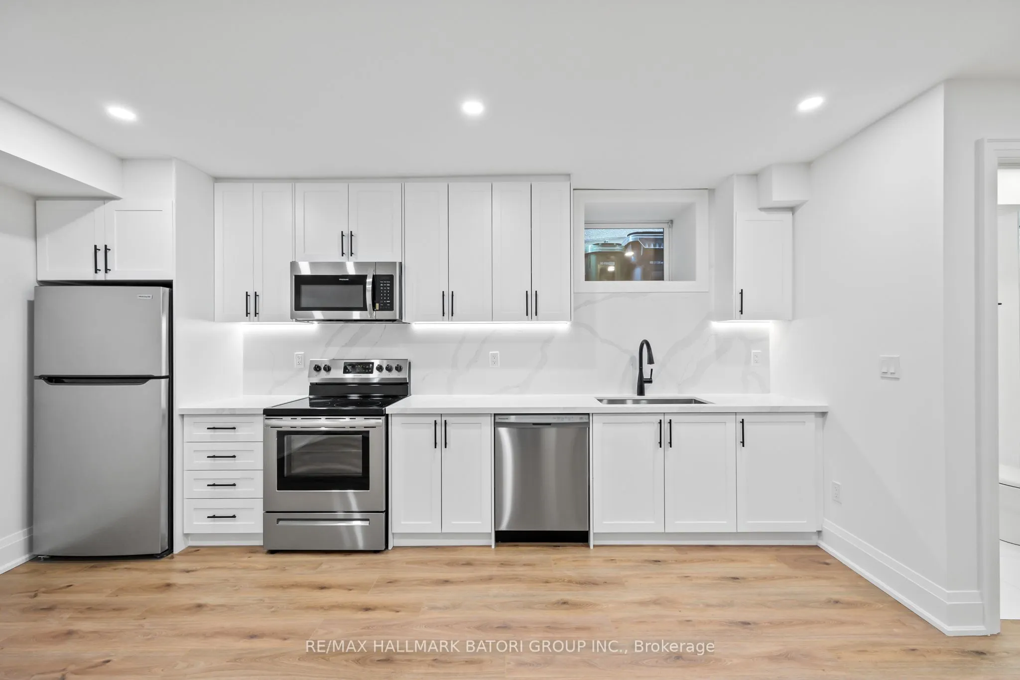 18 Keewatin Avenue, #Lower