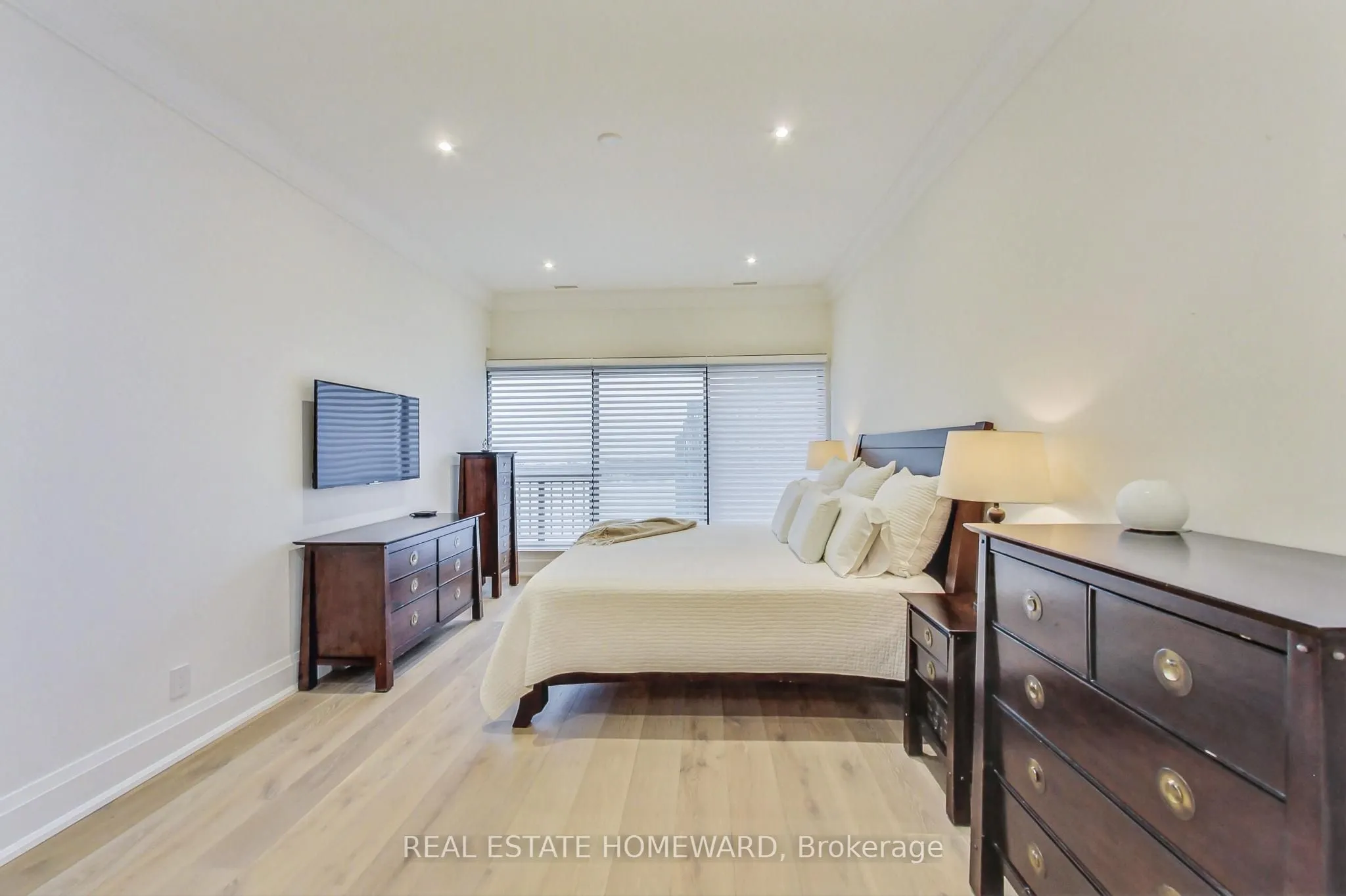 55 Harbour Square, #3612