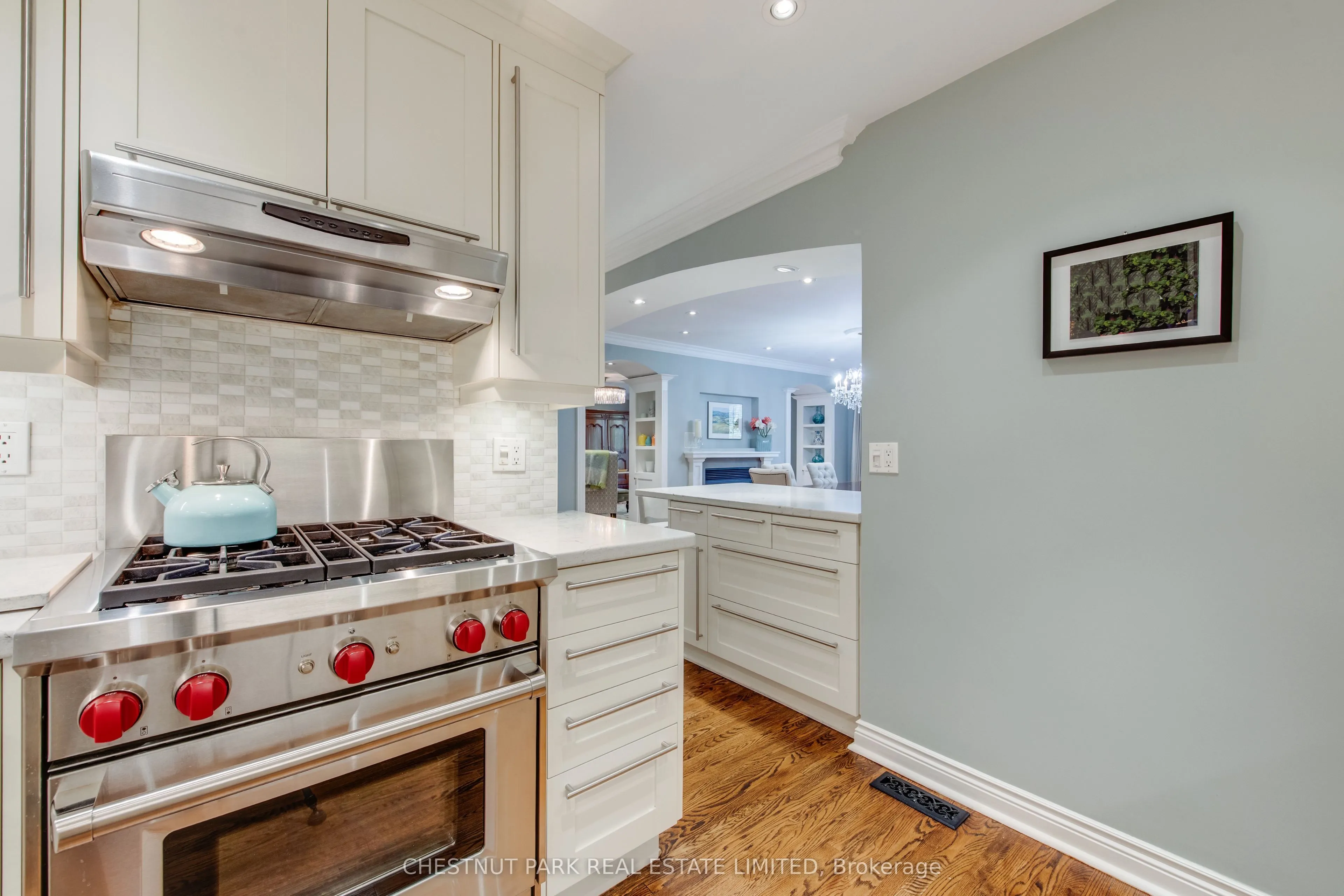94 Crescent Road, #4