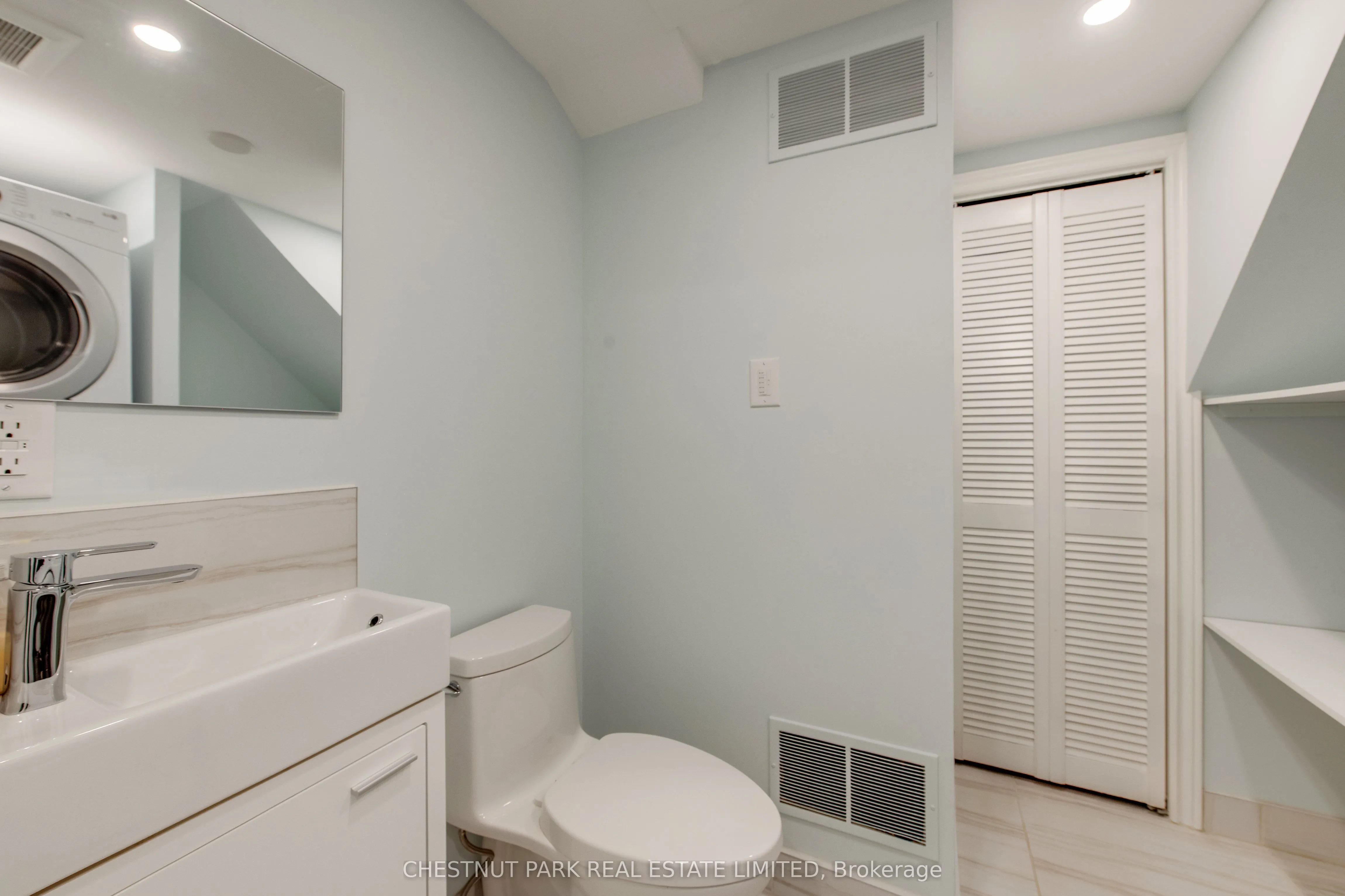 94 Crescent Road, #4